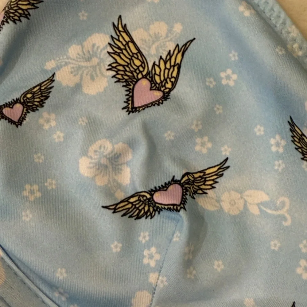New! Frankies Bikinis Victorias Secret Heaven on Earth Bikini Top 31040